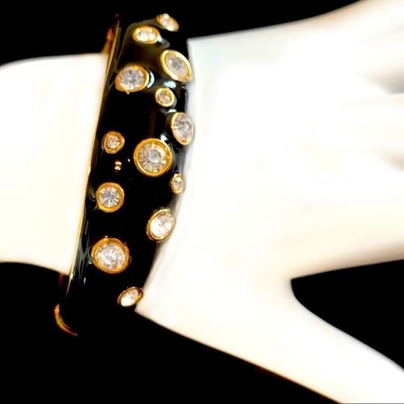 Vtg black gloss enamel clamper bracelet w/crystals - Picture 1 of 10